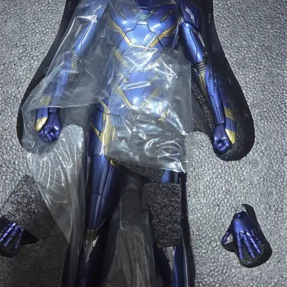 [BUNJANG] Hot Toys Avengers: Endgame Mark 49 Rescue Figure / 핫토이 어벤져스 엔드게임 마크49 레스큐 판매