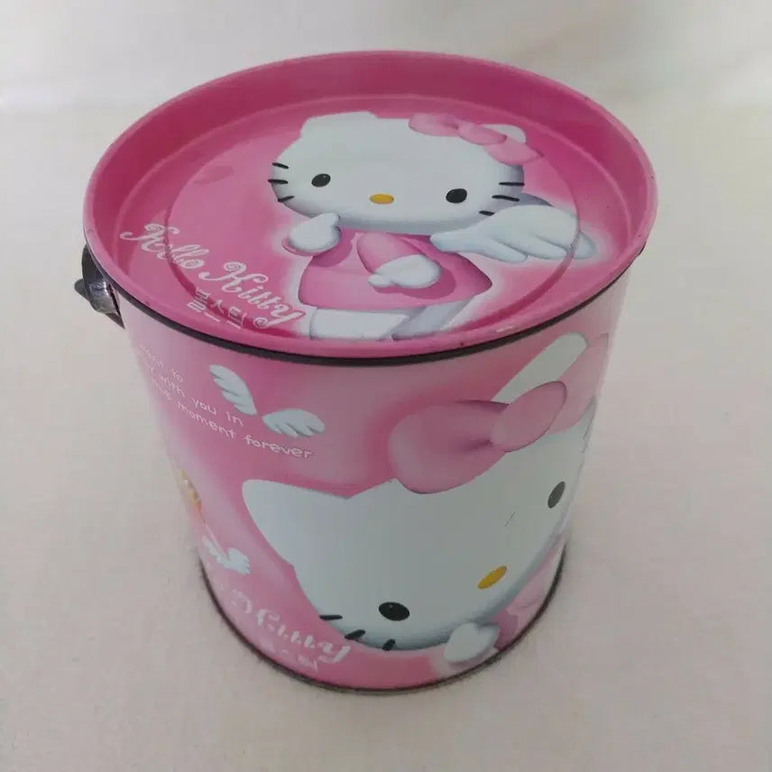 [BUNJANG] 2000s Hello Kitty Ball Stick Tin Basket / 2000년대 헬로키티 볼스틱 틴 바스켓 / 빈티지 인테리어소품 틴케이스