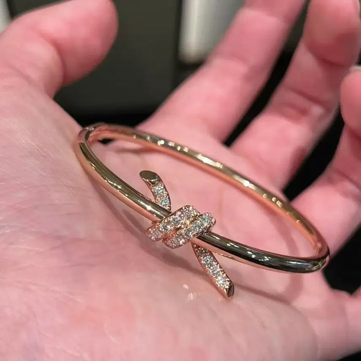 [BUNJANG] Tiffany &amp; Co. Knot 18K Gold Diamond Bracelet / 티파니 Knot 18K금 다이아 팔찌 16호 여성용