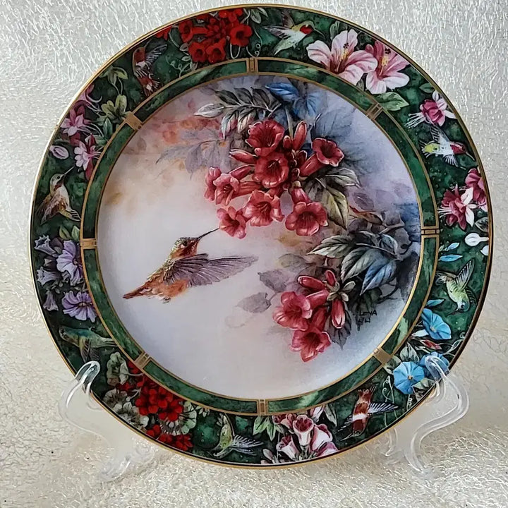 [BUNJANG] Lena Liu Hummingbird Decorative Plate / 레나 리우 허밍버드 장식접시
