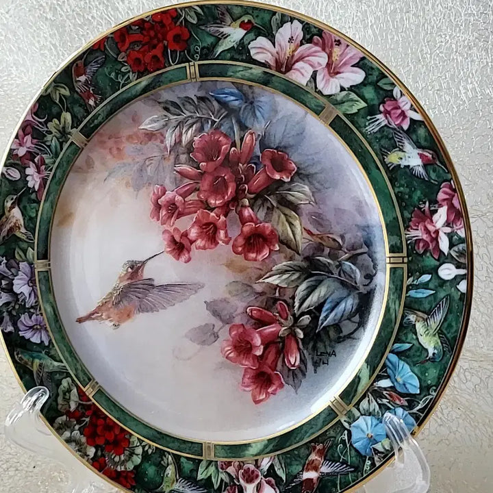 [BUNJANG] Lena Liu Hummingbird Decorative Plate / 레나 리우 허밍버드 장식접시