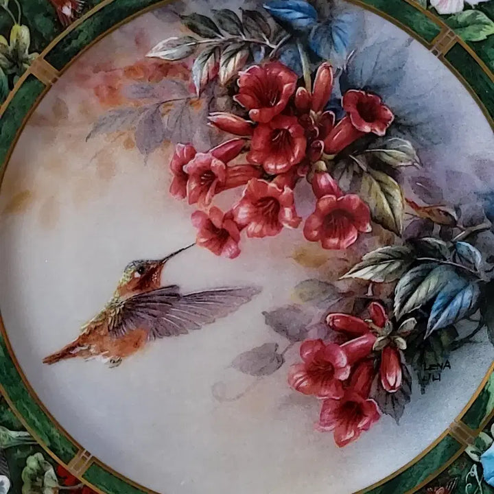 [BUNJANG] Lena Liu Hummingbird Decorative Plate / 레나 리우 허밍버드 장식접시