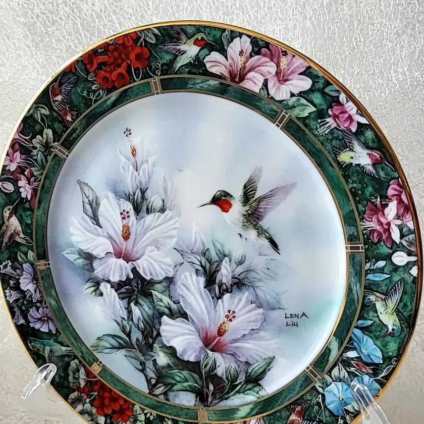[BUNJANG] Lena Liu Hummingbird Decorative Plate / 레나 리우 허밍버드 장식접시