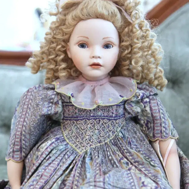 [BUNJANG] Vintage Wilhelmine Doll with Curly Hair / 빈티지 폴리돌 뽀글헤어가 사랑스러운 Wilhelmine