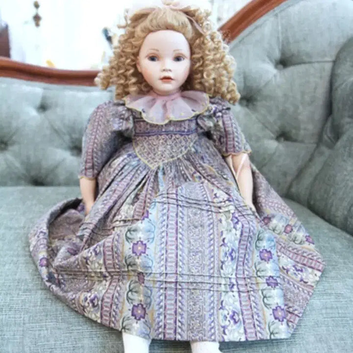 [BUNJANG] Vintage Wilhelmine Doll with Curly Hair / 빈티지 폴리돌 뽀글헤어가 사랑스러운 Wilhelmine