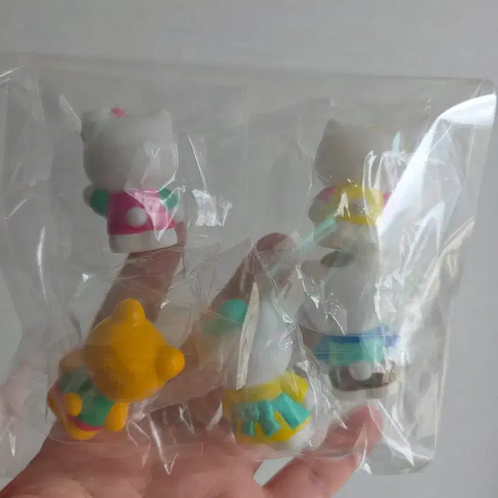 [BUNJANG] Vintage Kitty Family Figure Set of 5 / 고전 키티 가족 피규어 5개세트