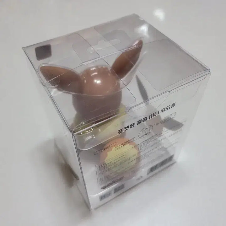 [BUNJANG] Eevee Mini Mood Lamp + 8 Sticker Set Bundle / 이브이 미니 무드등+띠부씰