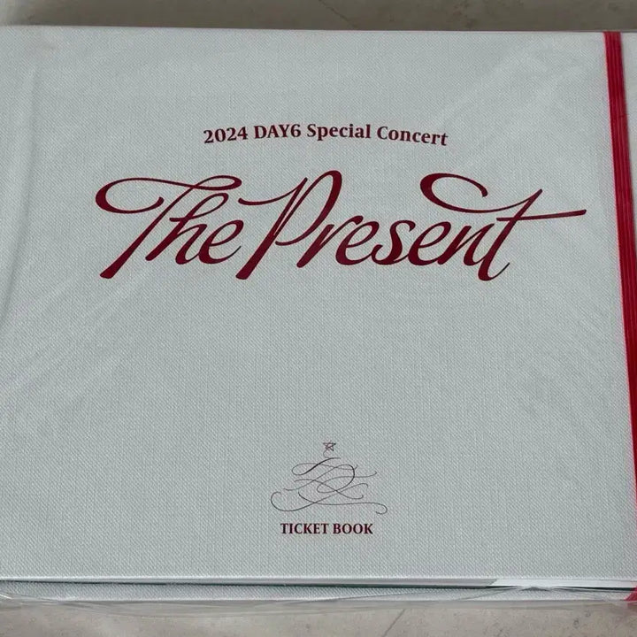 [BUNJANG] DAY6 Christmas Ticket Book Sealed / 데이식스 크리스마스 티켓북 미개봉