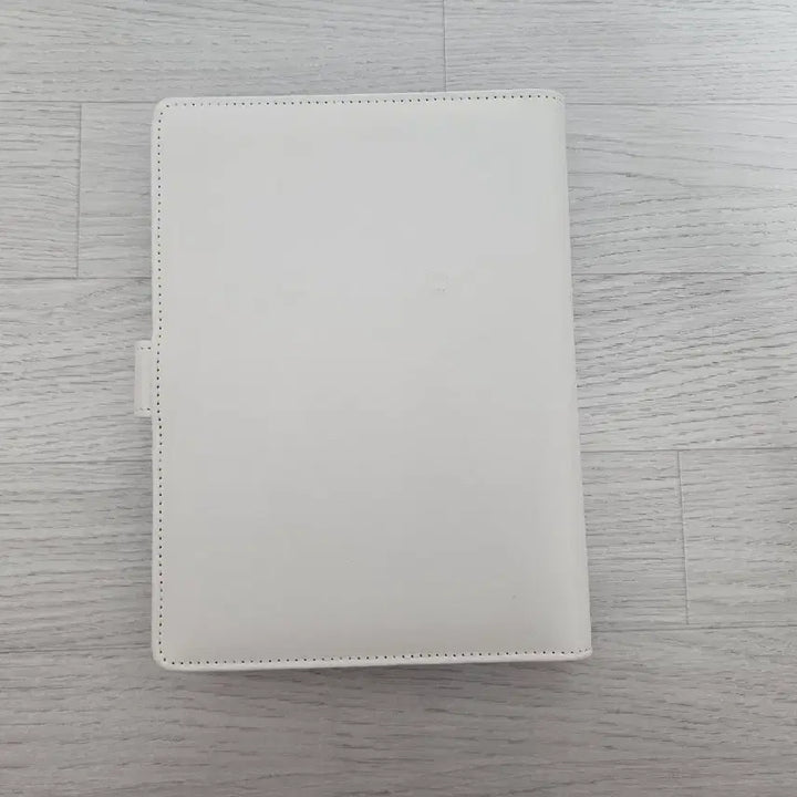 [BUNJANG] Ivory Macaron Binder / 아이보리색 마카롱 바인더 팝니다.