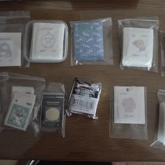 [BUNJANG] Full Set Sticker Collection (띠부씰) / 띠부씰 전종 판매 춘배 너구리 망곰 두산 먼작귀 치이카와 보름 앙꼬