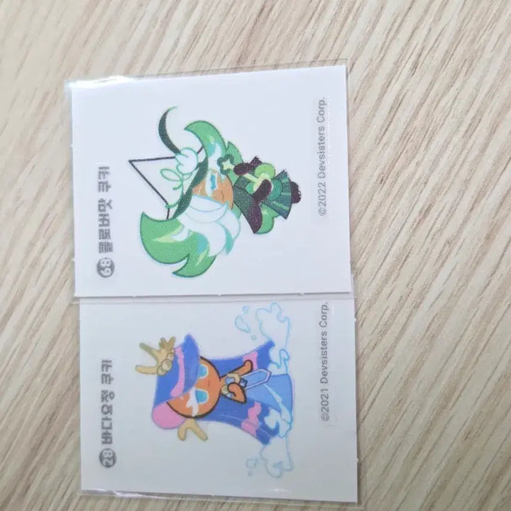 [BUNJANG] Cookierun Rare Seal Set (2 Types) / 쿠키런 희귀 띠부씰 2종