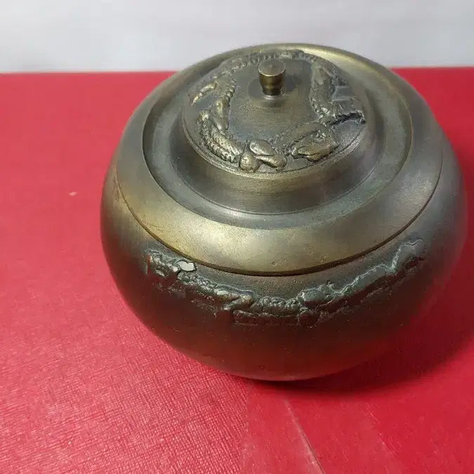 [BUNJANG] Antique Copper Chamber Pot with Dragon Motif / 동 가마요강