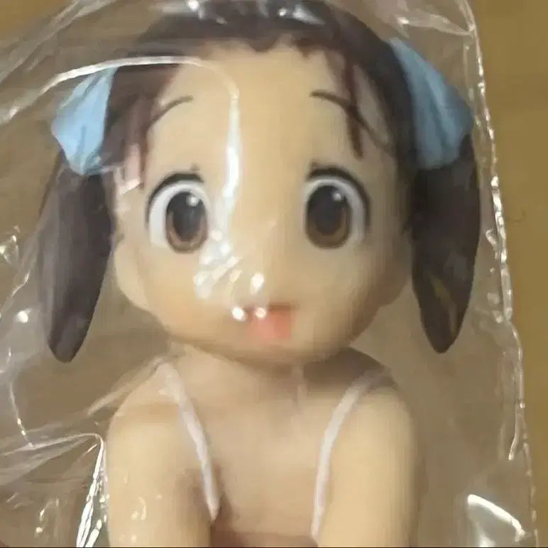 [BUNJANG] Strawberry Marshmallow Miu Figure (Sukbak Edition) - Sealed / 미개봉)딸기 마시마로 피규어 미우 (숙박편)