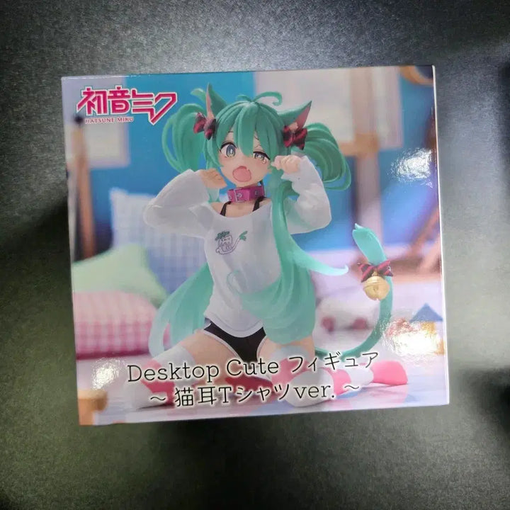 [BUNJANG] Hatsune Miku Cute Nekomimi T-shirt Figure (Sealed) / 미개봉 하츠네 미쿠 데스크탑 큐트 네코미미 티셔츠 피규어