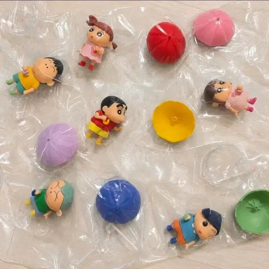 [BUNJANG] Shinchan Umbrella Figure Set (6 Types, Sealed) / 미개봉/우산 짱구 피규어 세트ㅡ6종 모두