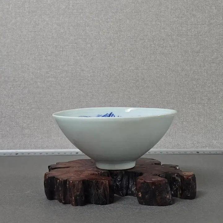 [BUNJANG] Hosan Andong-o White Porcelain Celadon Tiger Bamboo Vase / 호산 안동오 백자 청화 호죽문 다완