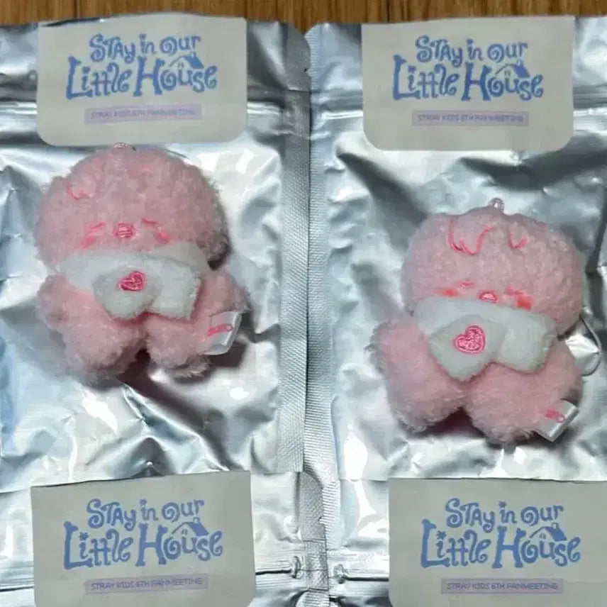 [BUNJANG] Micro Bbuccarri Original Sleeping Strawberry Version Photocard Holder / 마이크로 뽁아리 오리지널 슬리핑 딸기 버전 양도 스키주 시크릿 팬미팅