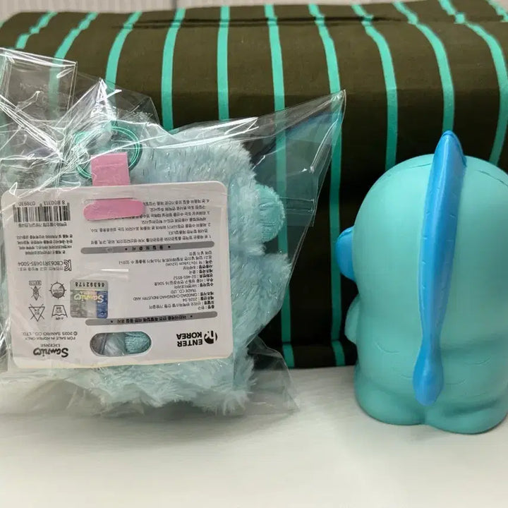 [BUNJANG] Sanrio Hangyodon Sparkling Plush Charm &amp; Squeeze Toy Bundle Set / [새상품] 산리오 반짝 인형 키링 스퀴시 한교동 일괄