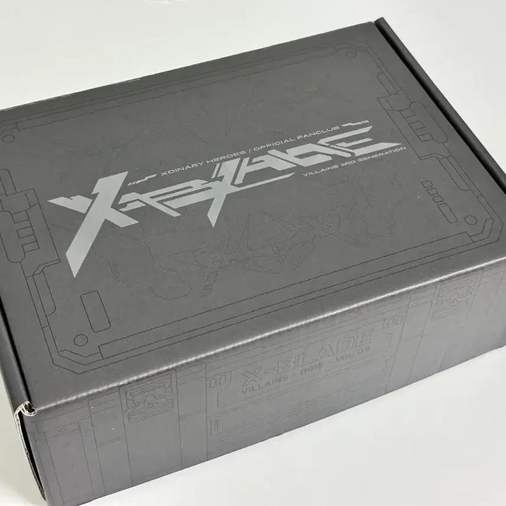 [BUNJANG] Xdinary Heroes Fanclub Kit / 엑디즈 팬클럽키트