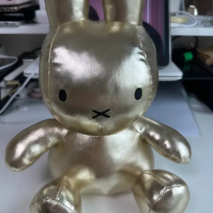 [BUNJANG] Miffy Gold 30cm Plush Toy / 미피 인형 골드 30cm