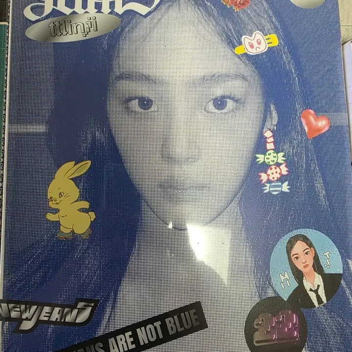 [BUNJANG] NewJeans Minji Blue Book Album (Sealed) / 뉴진스 민지 블루북 앨범 미개봉
