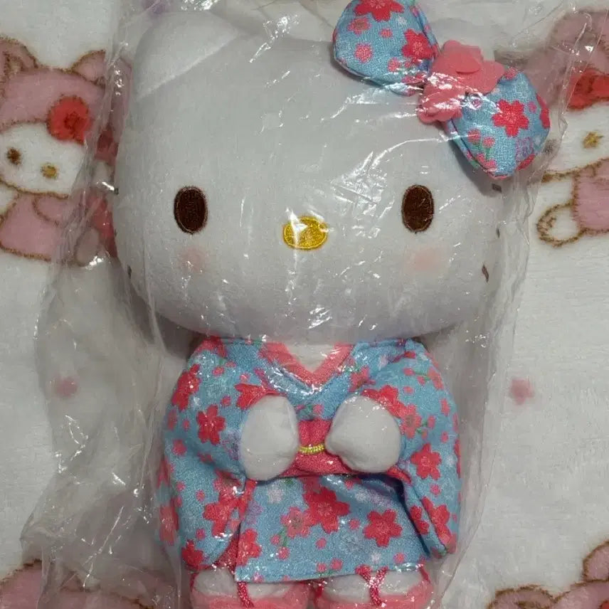 [BUNJANG] Sanrio Kimono Kitty Plush Doll (Authentic) / 정품) 일본 산리오 기모노 키티 인형