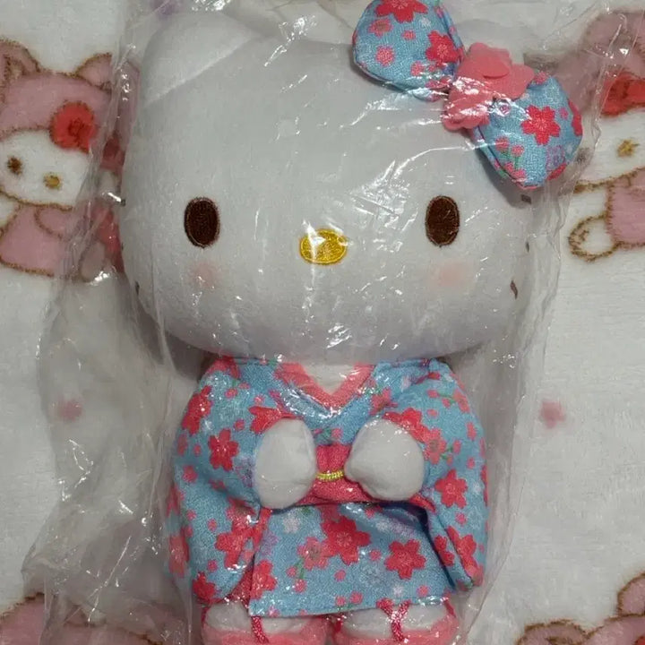 [BUNJANG] Sanrio Kimono Kitty Plush Doll (Authentic) / 정품) 일본 산리오 기모노 키티 인형