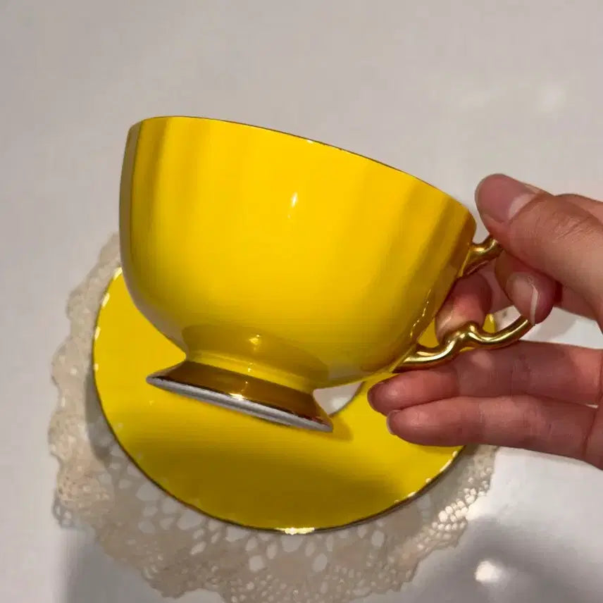 [BUNJANG] Aynsley Fine Bone China Teacup and Saucer Set / [영국 앤틱] 앤슬리 파인본차이나 찻잔 세트