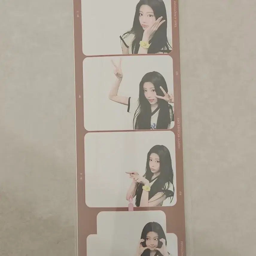 [BUNJANG] ILLIT Wonhee Photoism Four-Cut Photo / 아일릿 원희 포토이즘 네컷사진