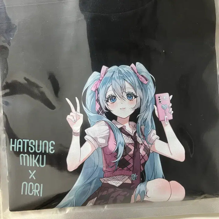 [BUNJANG] Hatsune Miku NORI Collaboration T-Shirt (Wadiz Funding) / 하츠네 미쿠 NORI 콜라보 (와디즈 펀딩)
