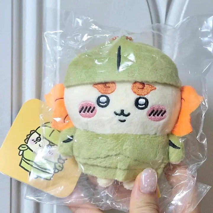 [BUNJANG] Chiikawa Armor Shisa Mascot Keychain / 치이카와 먼작귀 갑옷시사 마스코트 키링