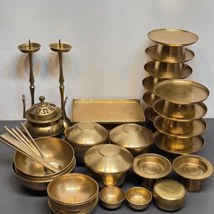 [BUNJANG] Antique Brass Tableware Set (32 Pieces) - 4-Person Setting / 놋제기셋트 총 32개.수저.젓가락 4인셋트 일괄가격