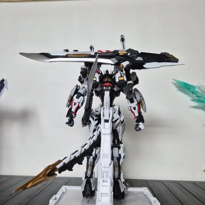 [BUNJANG] Infinite Divine Pantheon Fenrir Pre-Assembled Model Kit / 무한신성 펜리르 가조립 판매