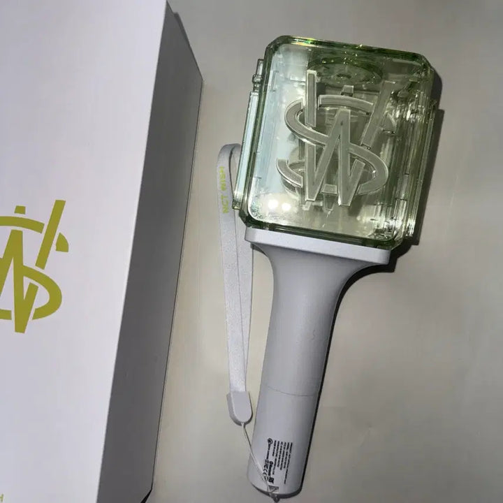 [BUNJANG] NCT WISH Official Light Stick / NCT 엔시티위시 응원봉 뉴믐