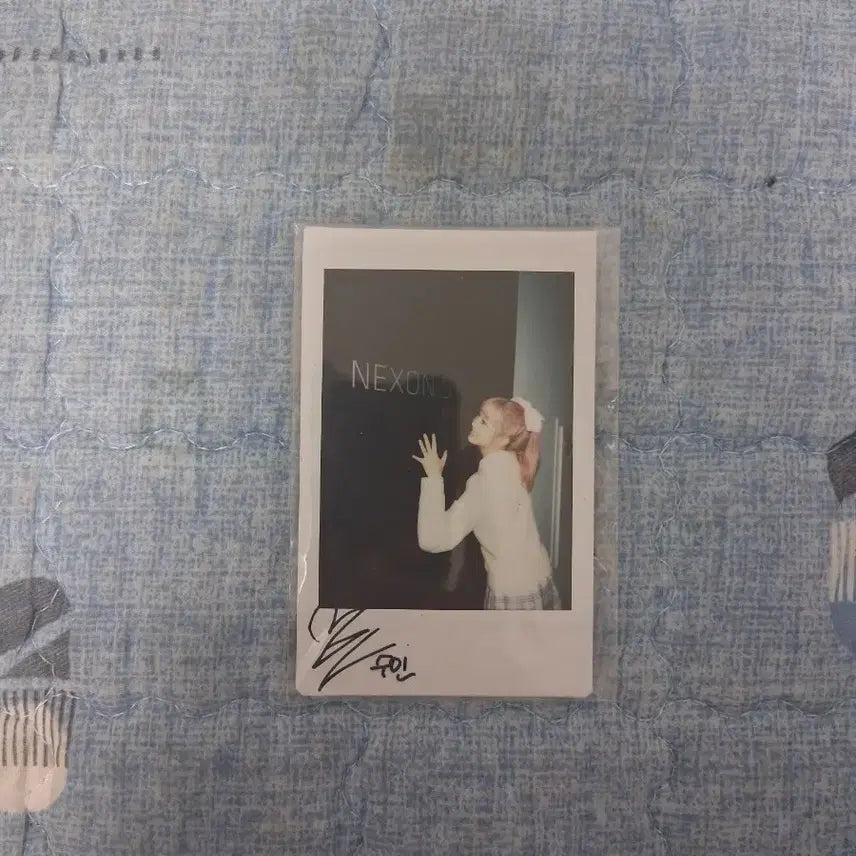 [BUNJANG] STAYC Sumin Signed Polaroid / 스테이씨 수민 친필 싸인 폴라로이드 판매합니다.