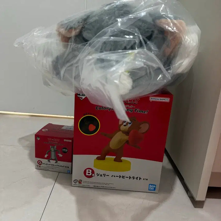 [BUNJANG] Tom and Jerry Ichiban Kuji A, B, &amp; G Prize Set / 톰과제리 쿠지 A상+B상+G상