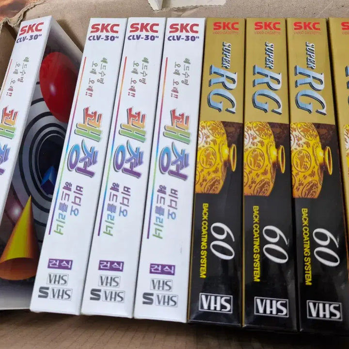 [BUNJANG] Vintage SKC Unused VHS Tapes &amp; Foreign Film VHS Tapes Bundle / 빈티지 SKC 미사용 비디오테입외 외화 일괄 입니다