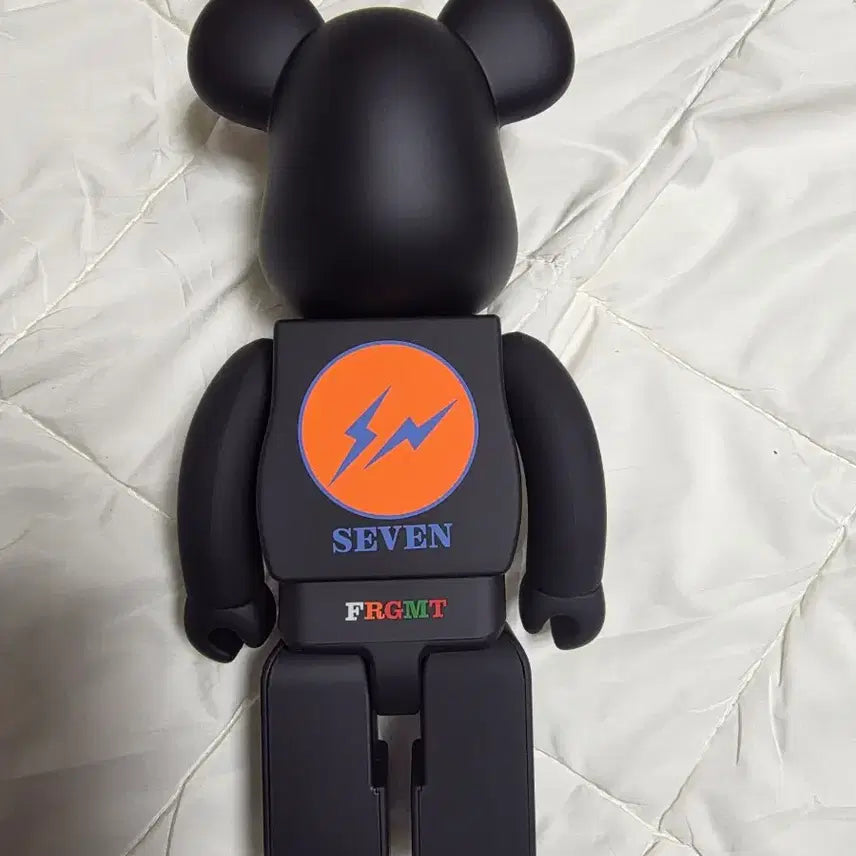 [BUNJANG] Bearbrick Fragment Design Set (400% &amp; 100%) Black / 베어브릭 400,100셋트 프라그먼트 FRGMT 블랙 판매합니다
