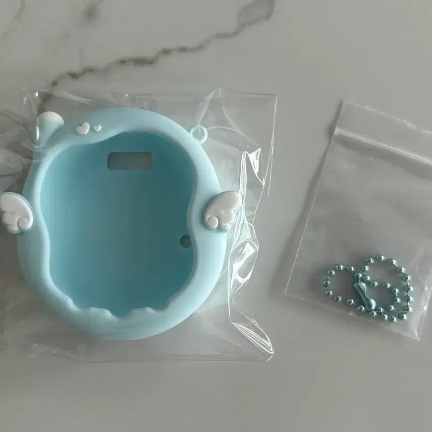 [BUNJANG] Tamagotchi Uni Angel Wing Case Set Blue with Strap / [새상품 일괄] 다마고치 유니 케이스 엔젤윙 블루 천사 군번줄 포함