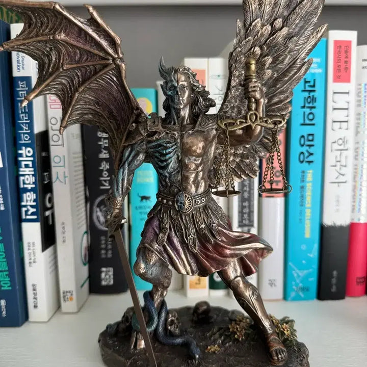[BUNJANG] Veronese Design Nephilim Angel &amp; Demon Bronze Sculpture / 천사&amp;악마 네피림 브론즈(청동) 조각상