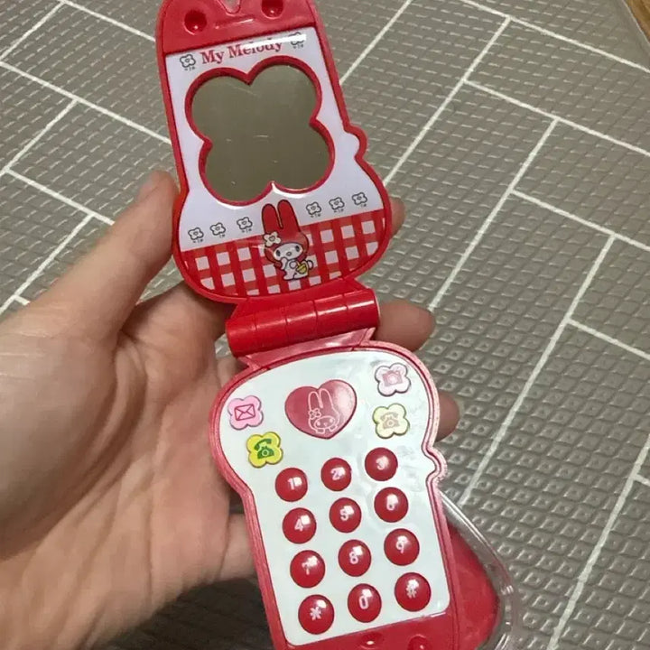 [BUNJANG] Sanrio My Melody Folder Phone Toy / 산리오 마이멜로디 폴더폰 장난감