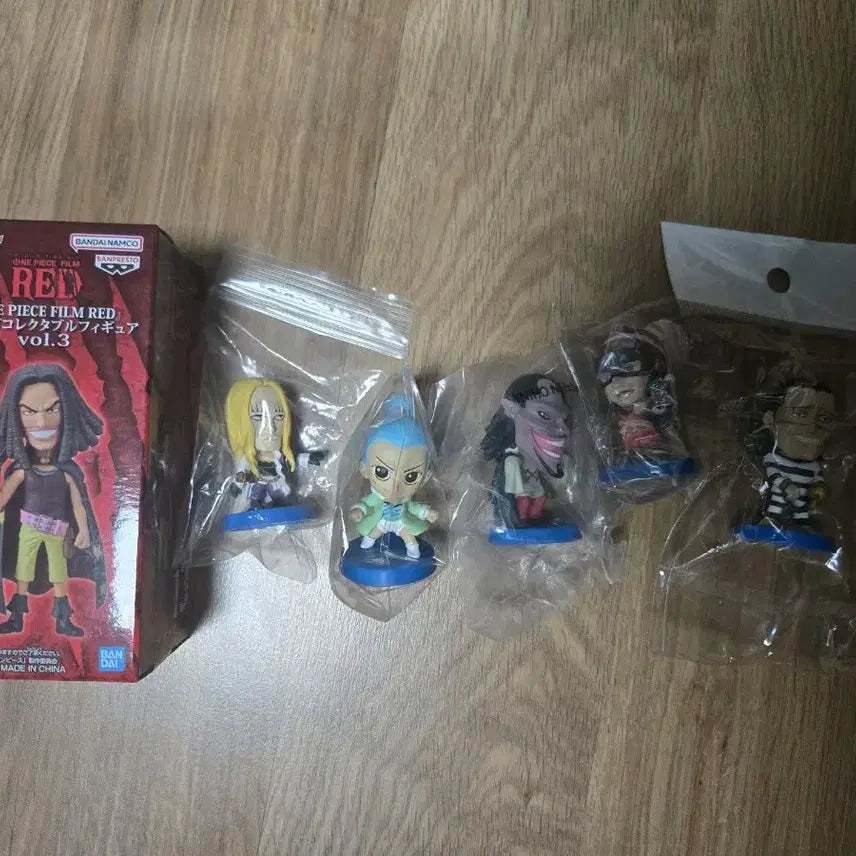 [BUNJANG] One Piece World Collectable Figure Bundle Set (6 Figures) / 원피스 월콜 일괄