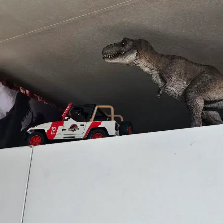 [BUNJANG] Bonsimnamgae Jurassic Park T-Rex and Jeep Wrangler Set / 본심남개 쥬라기공원 티렉스 , 지프랭클러 세트