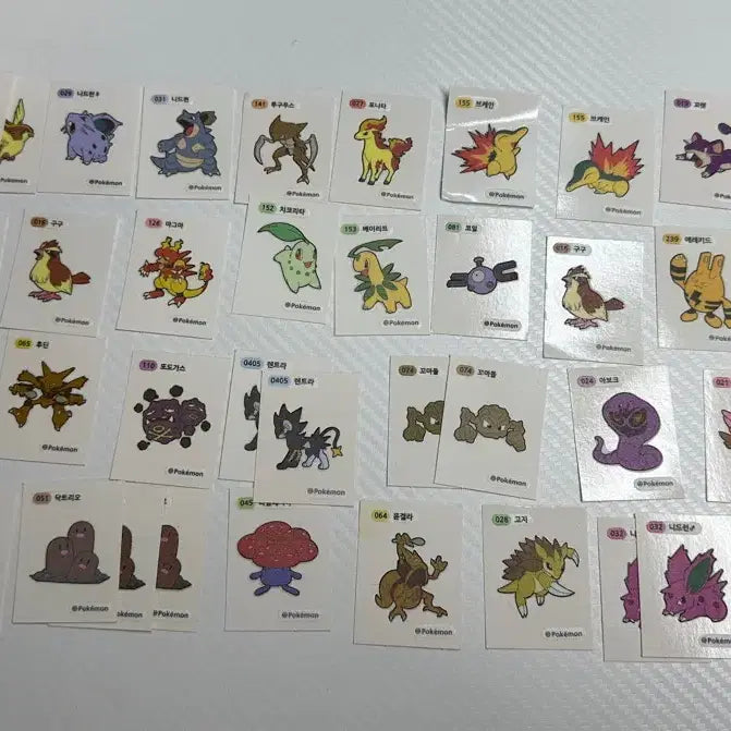 [BUNJANG] Pokemon, MapleStory, Cookie Run Sticker Bundle (141 pcs) / 포켓몬 띠부실 ,메이플, 쿠키런 일괄 141개