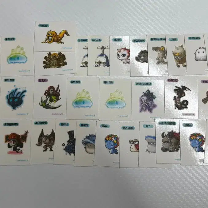 [BUNJANG] Pokemon, MapleStory, Cookie Run Sticker Bundle (141 pcs) / 포켓몬 띠부실 ,메이플, 쿠키런 일괄 141개