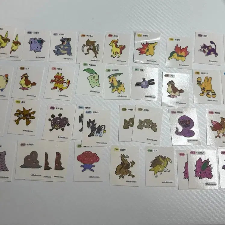 [BUNJANG] Cookie Run, Pokemon, MapleStory 15 Types Seal Stickers &amp; 141 Ttibu-sils Bundle Set / 쿠키런 씰 스티커 15종, 포켓몬, 메이플 띠부실 일괄 141개
