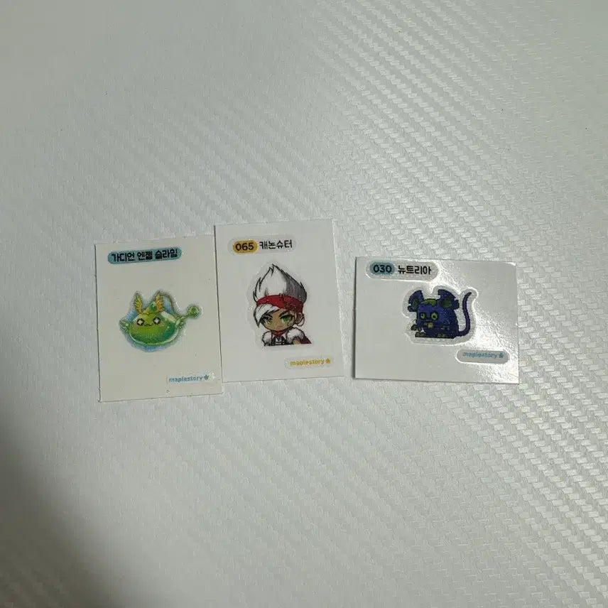 [BUNJANG] Cookie Run, Pokemon, MapleStory 15 Types Seal Stickers &amp; 141 Ttibu-sils Bundle Set / 쿠키런 씰 스티커 15종, 포켓몬, 메이플 띠부실 일괄 141개