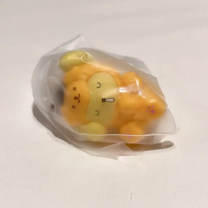 [BUNJANG] Sanrio Pompompurin Dog Cosplay Gachapon / 산리오 폼폼푸린 강아지 코스프레 가챠