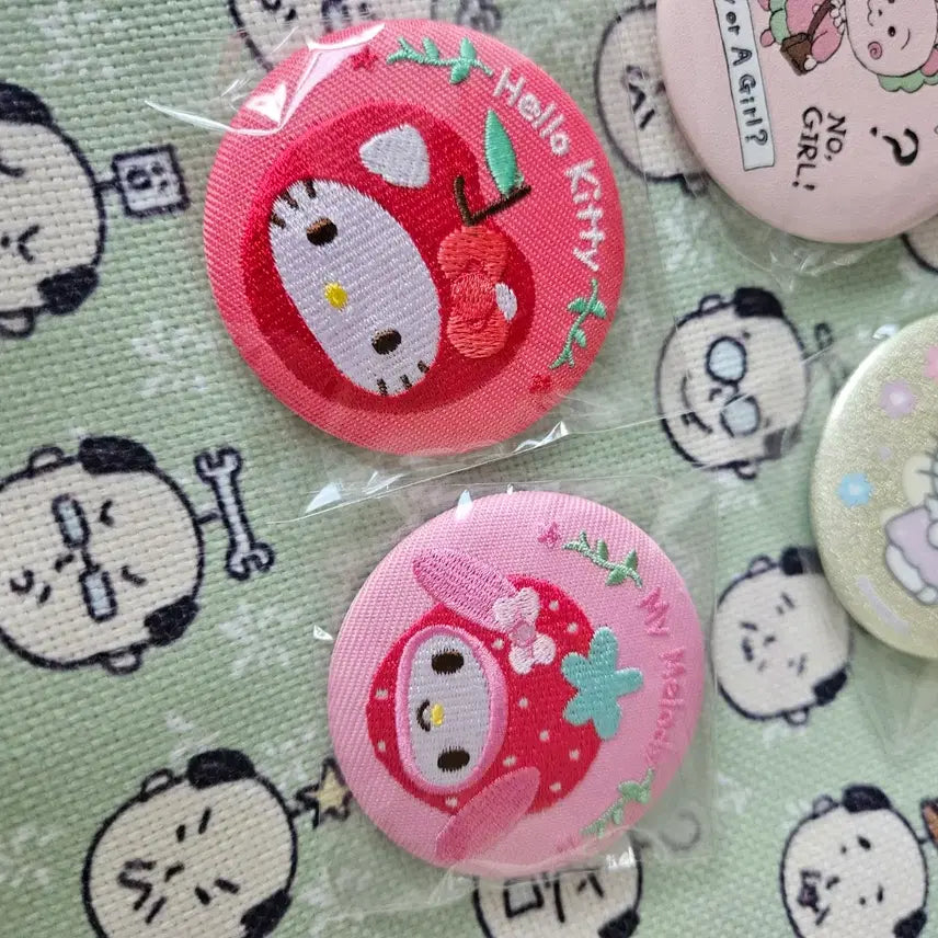 [BUNJANG] Sanrio Badge &amp; Magnet Bundle Set / 산리오  뱃지 자석 일괄