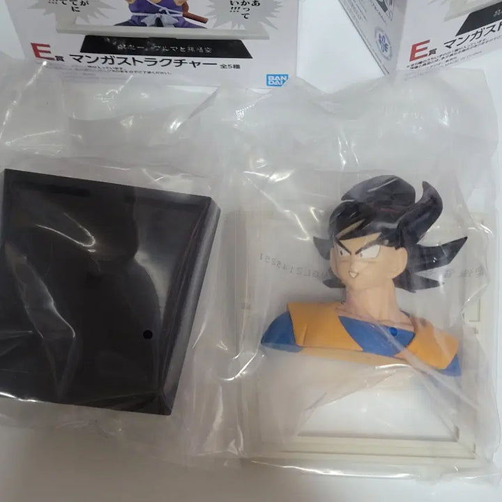 [BUNJANG] Dragon Ball 40th Anniversary Ichiban Kuji Prize E Manga Structures Figure Set (Krillin, Goku) / 드래곤볼 제일복권 40주년 E상 망가스트럭처 18호 크리링 손오공 피규어